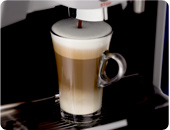 クオリティの高いカフェができる様子